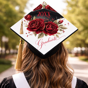 Toque De Diplômé Conception de diplômé élégante avec des roses roug