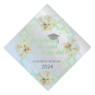 Toque De Diplômé Couronne de fleurs vertes argentée pour la remise