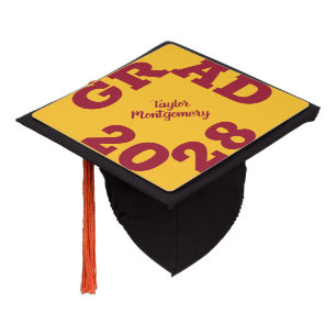 Toque De Diplômé Crimson on Yellow Gold Bold Graduation