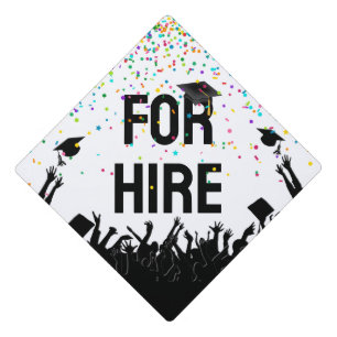 Toque De Diplômé Diplômé pour l'embauche texte avec Confetti