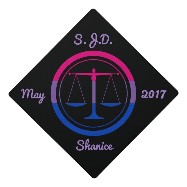 Toque De Diplômé Échelles juridiques de symbole de fierté (Devant)