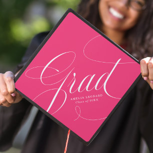Toque De Diplômé Élégant Script de calligraphie Grad rose chaud