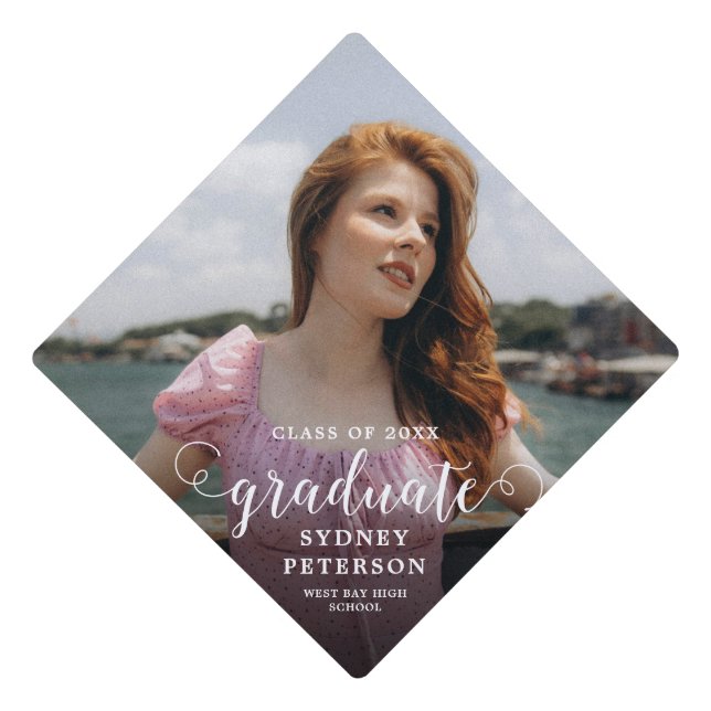 Toque De Diplômé Élégant Script Graduate Photo Moderne (Devant)