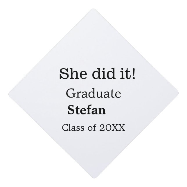 Toque De Diplômé Elle l'a fait diplômée ajouter nom classe de texte (Devant)