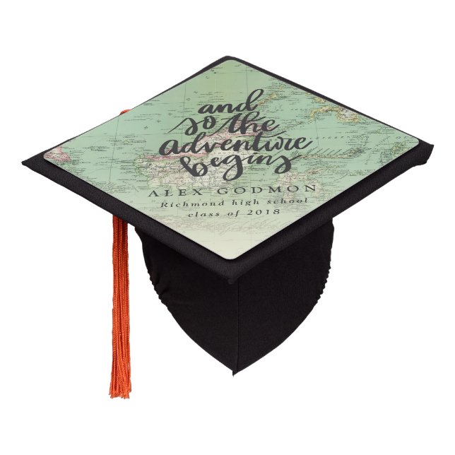 TOQUE DE DIPLÔMÉ ET DONC L'AVENTURE COMMENCE (Incliné)