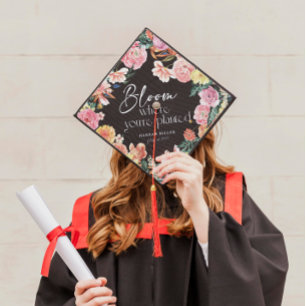 Toque De Diplômé Fleurissez où vous êtes planté Monogramme floral