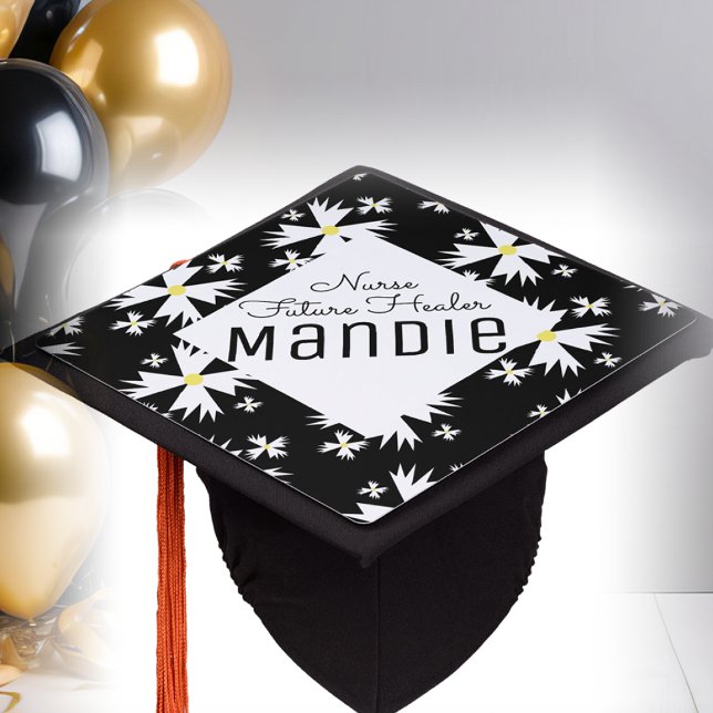 Toque De Diplômé Florales Blanches Infirmier soignant (Créateur téléchargé)