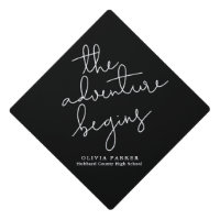 L'aventure commence la typographie noir et blanc