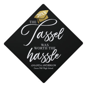 Toque De Diplômé Le gland a valu la dispute