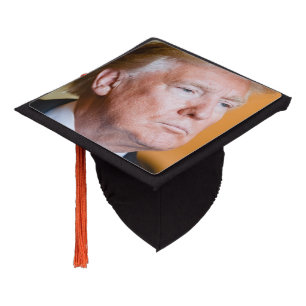 Toque De Diplômé Le portrait de Donald Trump