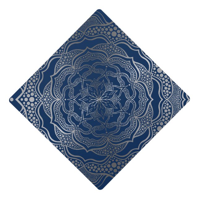 Toque De Diplômé Marine & Silver Floral Mandala Classy élégant (Devant)
