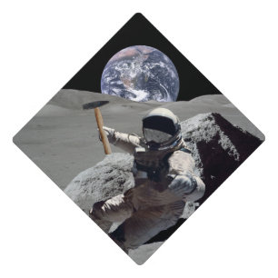 Toque De Diplômé Mine La Lune