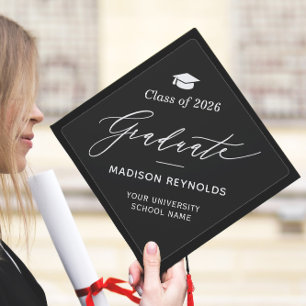 Toque De Diplômé Minimaliste Simple Diplômé Script Promotion 2025