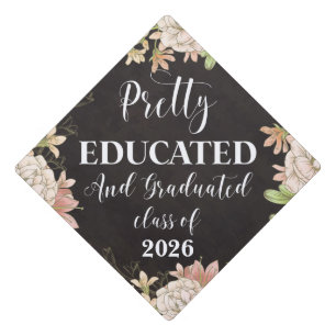 Toque De Diplômé Moderne Fleur Pretty Éduquée et Diplômée 2023