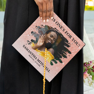 Toque De Diplômé Paillettes de pêche en l'honneur du tribut photo d