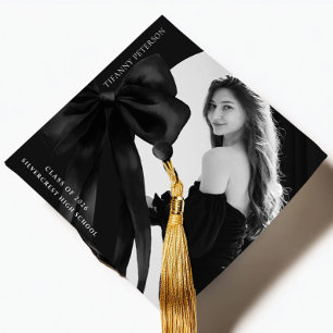 Toque De Diplômé Photo de remise de diplôme avec un nœud noir