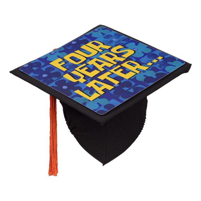 Toque De Diplômé Plafond de graduation "Quatre ans plus tard" inspi (Incliné)