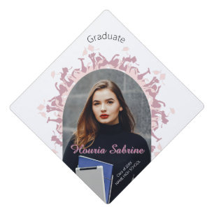 Toque De Diplômé Silhouette féminine rose moderne de diplômée avec