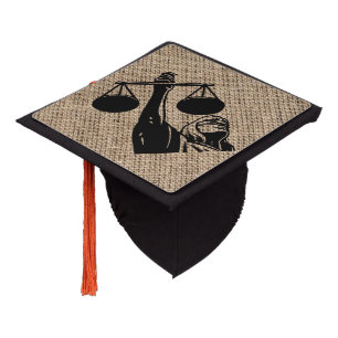 Toque De Diplômé Symbole de la loi de la balance