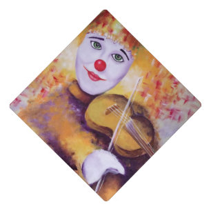 Toque De Diplômé Un clown doux jouant du violon