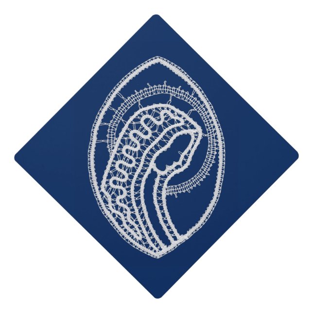 Toque De Diplômé Vierge Marie, dentelle blanche, bleu marine (Devant)