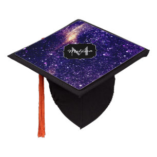 Toque De Diplômé Violet violet galaxie abstraite Monogramme personn