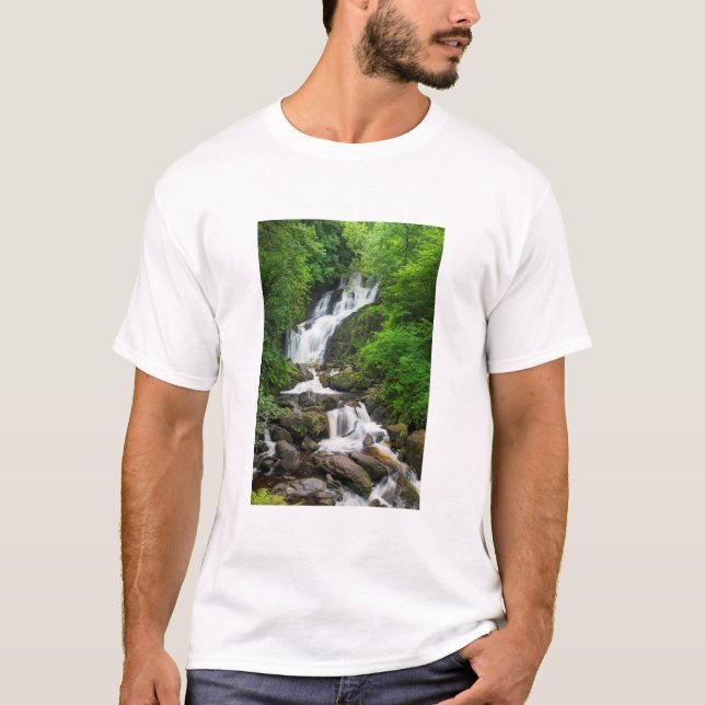 Torc waterfall scenic, Ireland T-Shirt (Front)