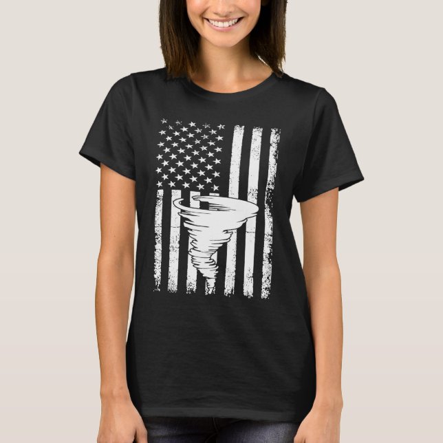 Tornado US Flag Hurricane Storm Tornado Chaser Men T-Shirt (Front)