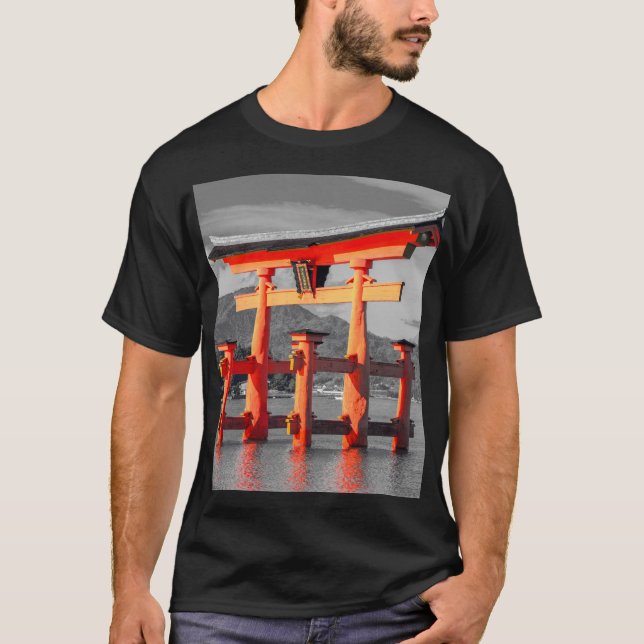 Torri Gate Padoga  T-Shirt (Front)
