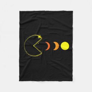 Total Solar Eclipse 2024 Party Funny Gamer Phases Fleece Blanket