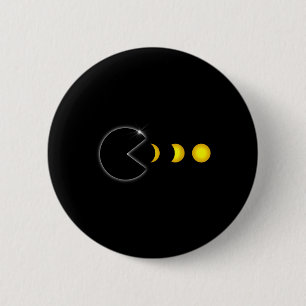 Total Solar Eclipse Fun Gamer Eating Solar Men Boy 2 Inch Round Button