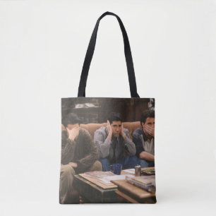 Tote Bag AMIS™   Joey, Ross et Chandler sur le canapé