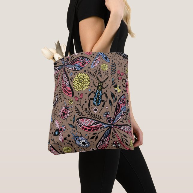 Tote Bag Bugs de Doodle sur mocha brown (De près)