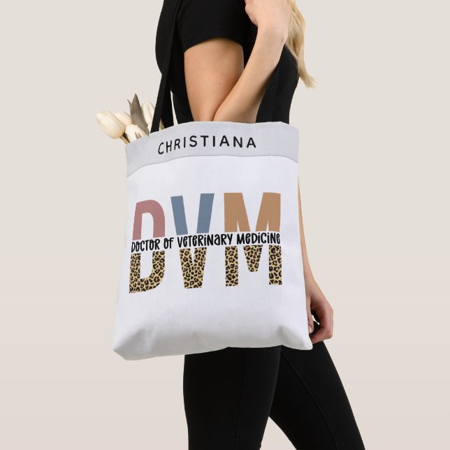 Tote Bag Cadeau personnalisé DVM Doctor of Veterinary Medic (De près)