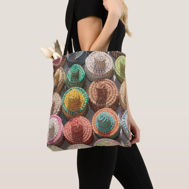 Tote Bag Casquettes tissés colorés (De près)