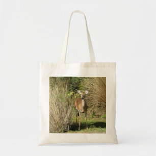 Tote Bag Cerfs communs sur le terrain de golf