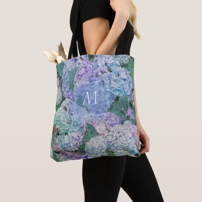Tote Bag Chic Floral Blue Purple Hydrangea Monogramme initi (De près)