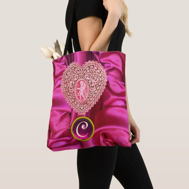 TOTE BAG CŒUR EN DENTELLE DE CUPIDON SOIE ROSE FUCHSIA MONO (De près)