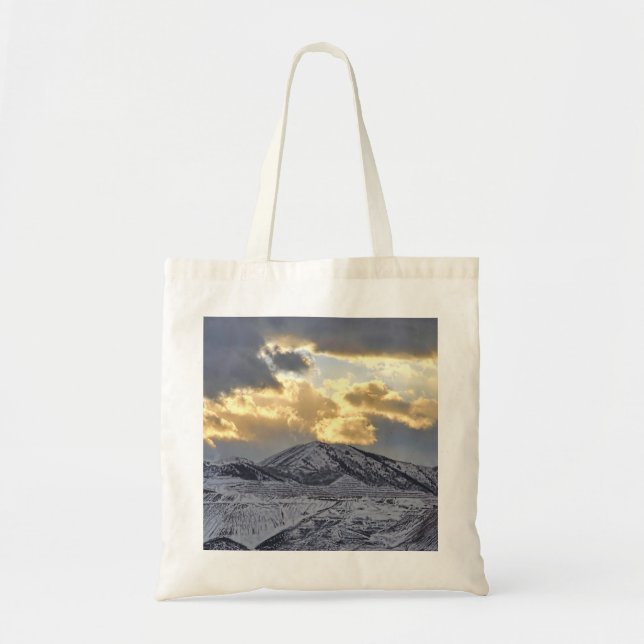 Tote Bag Coucher de soleil orageux au-dessus des monts couv (Devant)