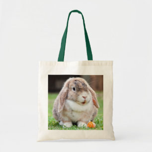 Tote Bag Coupe de lapin dans l'herbe avec carotte