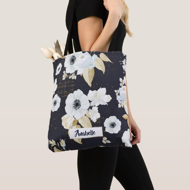 Tote Bag Élégant motif floral bleu et blanc Monogramme (De près)