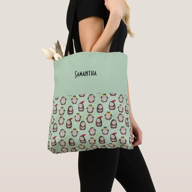 Tote Bag Enfants Joyeux Pingouins portant le chapeau du Pèr (De près)