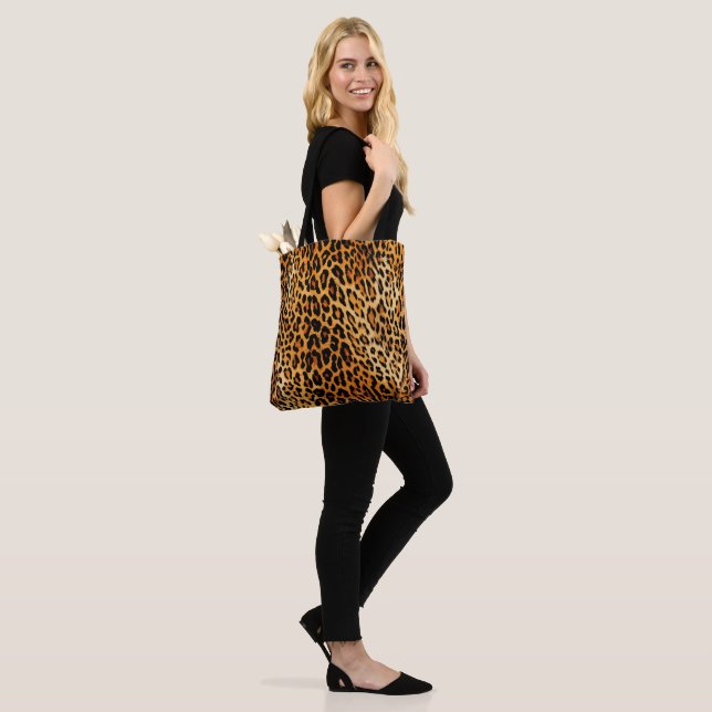 Tote Bag Feline Freckles (Sur le modèle)