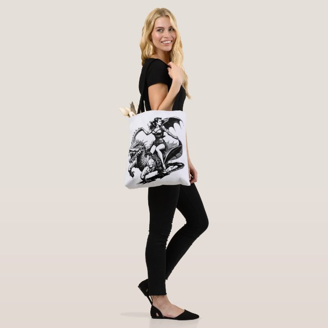 Tote Bag Feu noir (Sur le modèle)