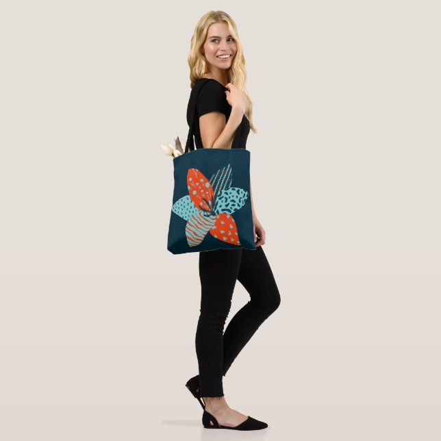 Tote Bag Fleur Patchwork (Sur le modèle)