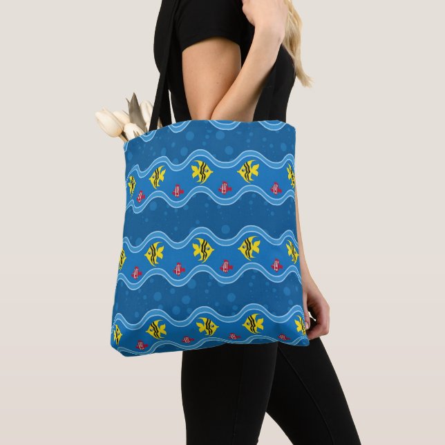 Tote Bag Ici Fishy Fishy Beach Motif (De près)