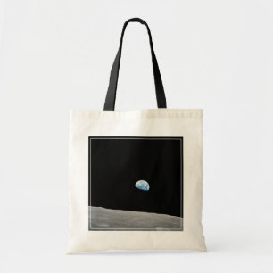 Tote Bag La Terre S'Élève Au-Dessus De L'Horizon Lunaire.