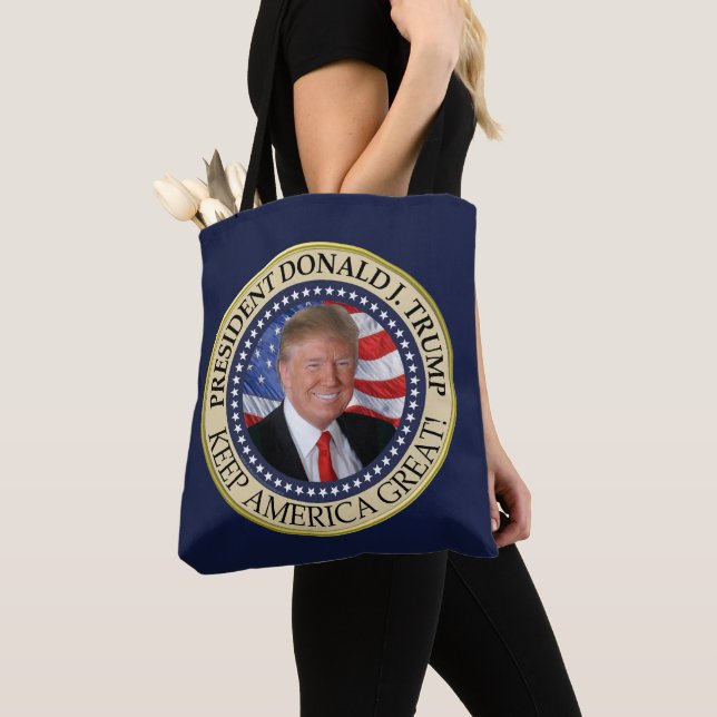 Tote Bag Le président Donald Trump 2020 garde l'Amérique gr (De près)