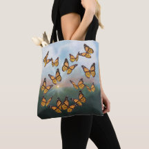 Les Papillons Monarques À L'Aube Du Design