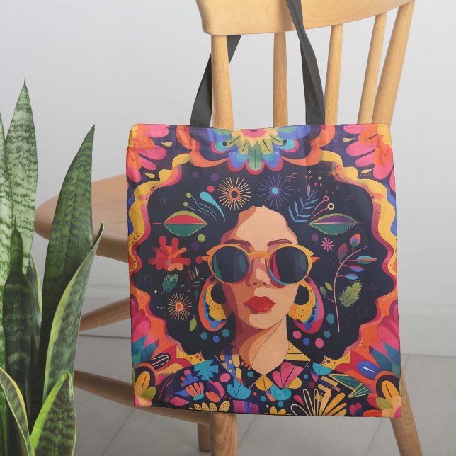 Tote Bag Lunettes de soleil et Sass (The design shows a confident woman in bold colors and cool patterns, rocking stylish sunglasses.)